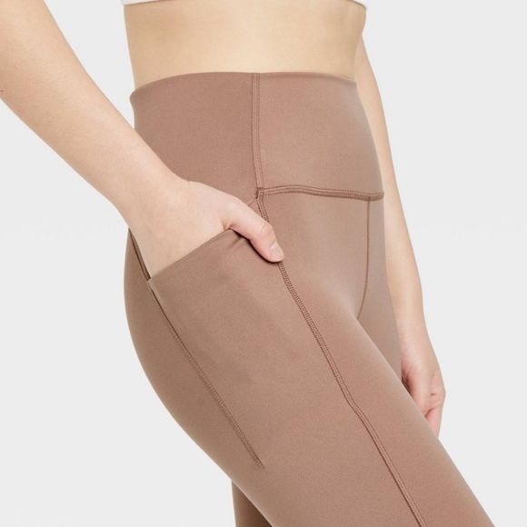 🆕 Women's High-Rise Flex Keyhole 7/8 Leggings - All in Motion™ - Picture 4 of 6